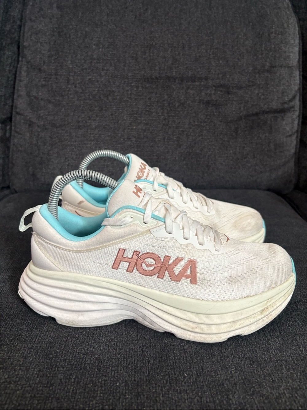 Hoka One One Bondi 8 Womens Size 7.5 White Gold Athletic Running Shoes Sneakers